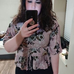 PURPLE FLOWY FLOWER TOP
